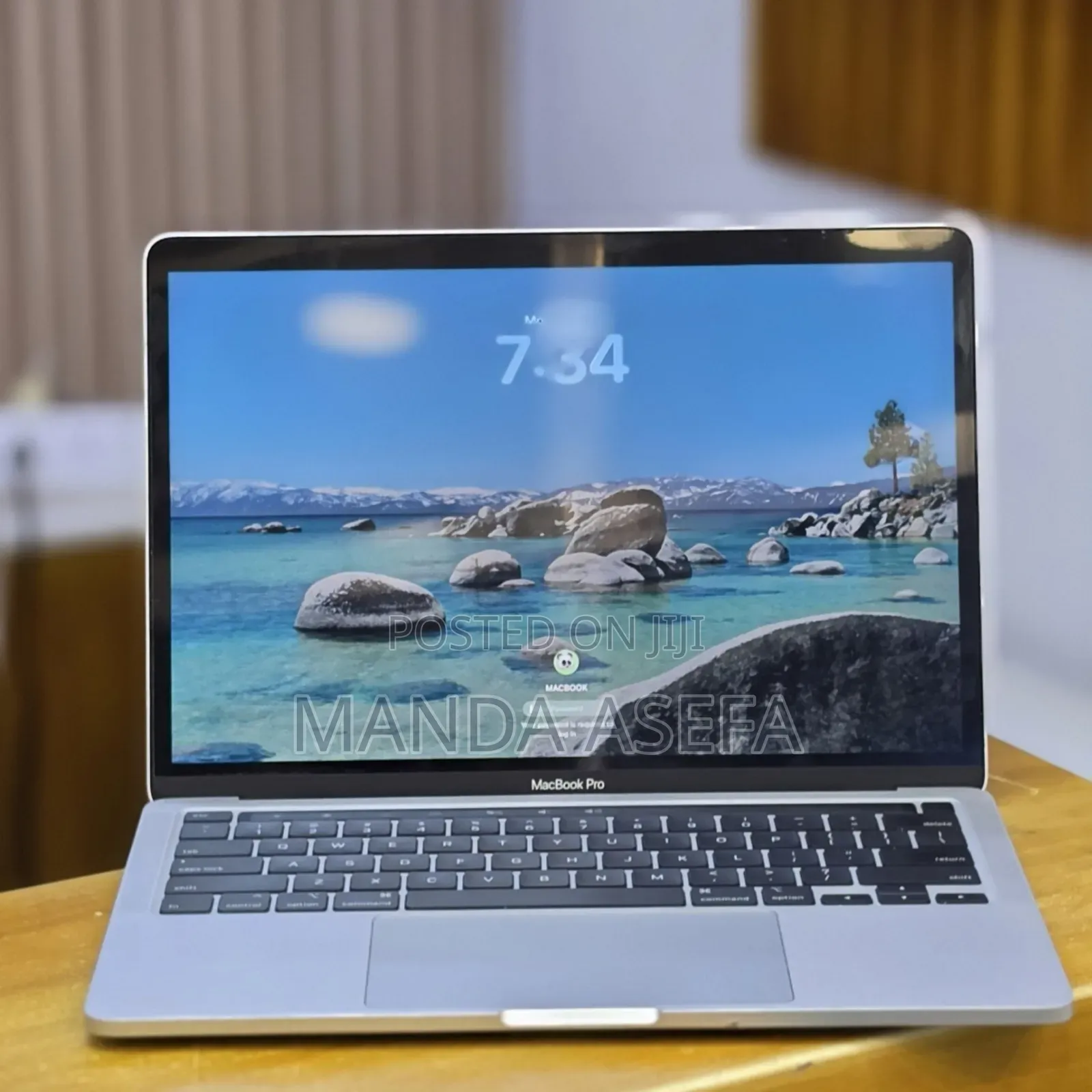 New Laptop Apple MacBook Pro 2020 32GB Intel Core i7 SSD 512GB