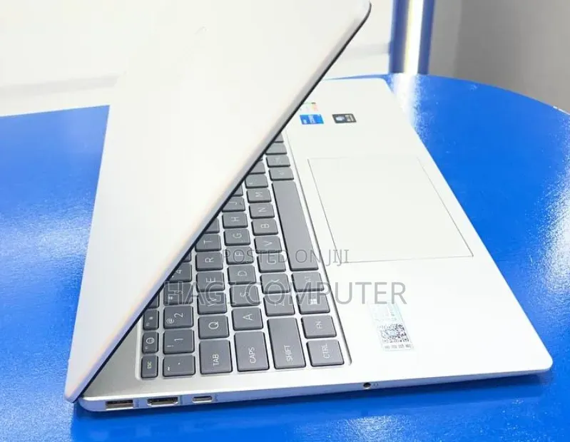 New Laptop HP Stream Notebook 16GB Intel Core i5 SSD 1T