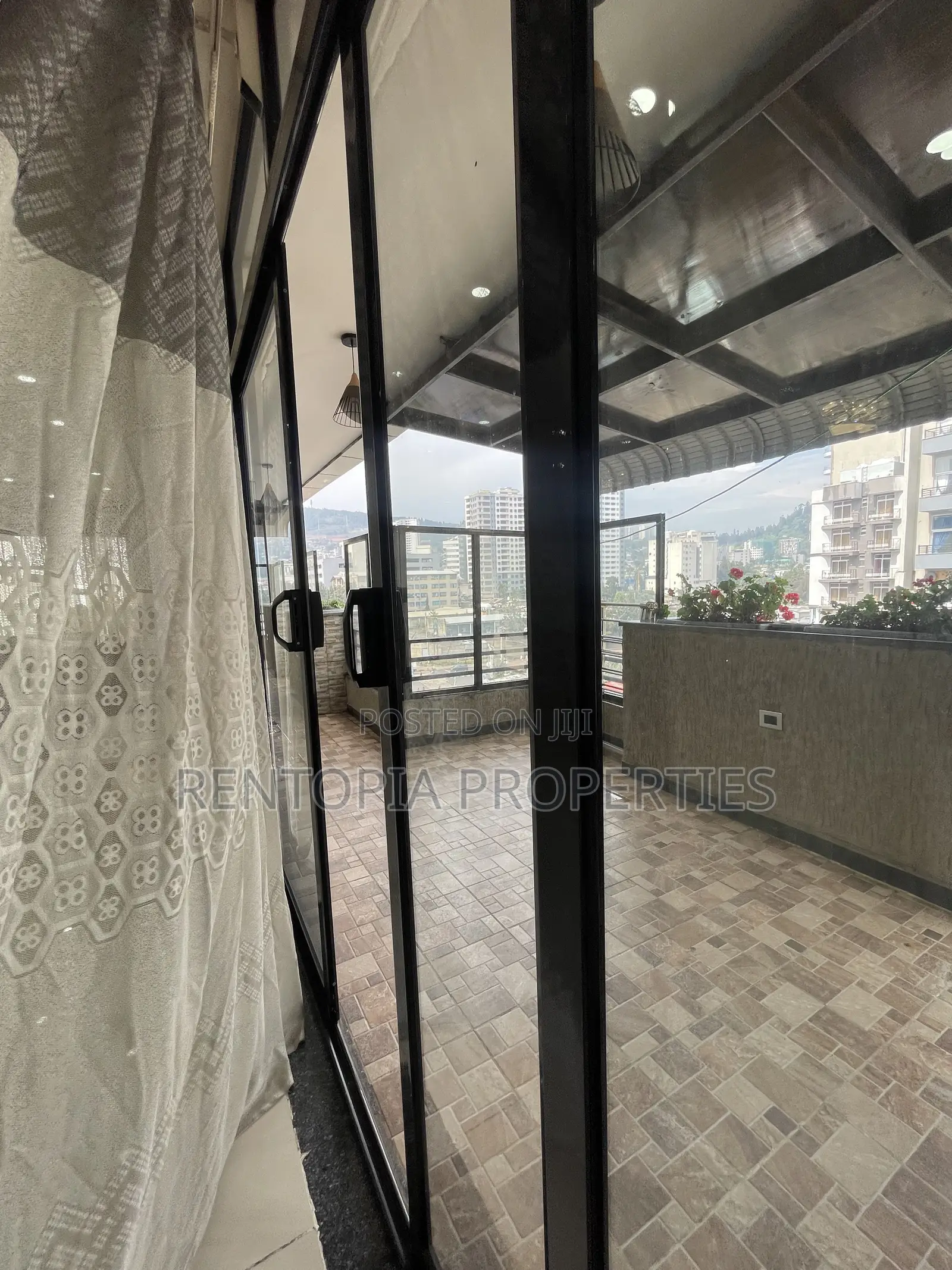 Furnished 2bdrm House in Yeka for rent