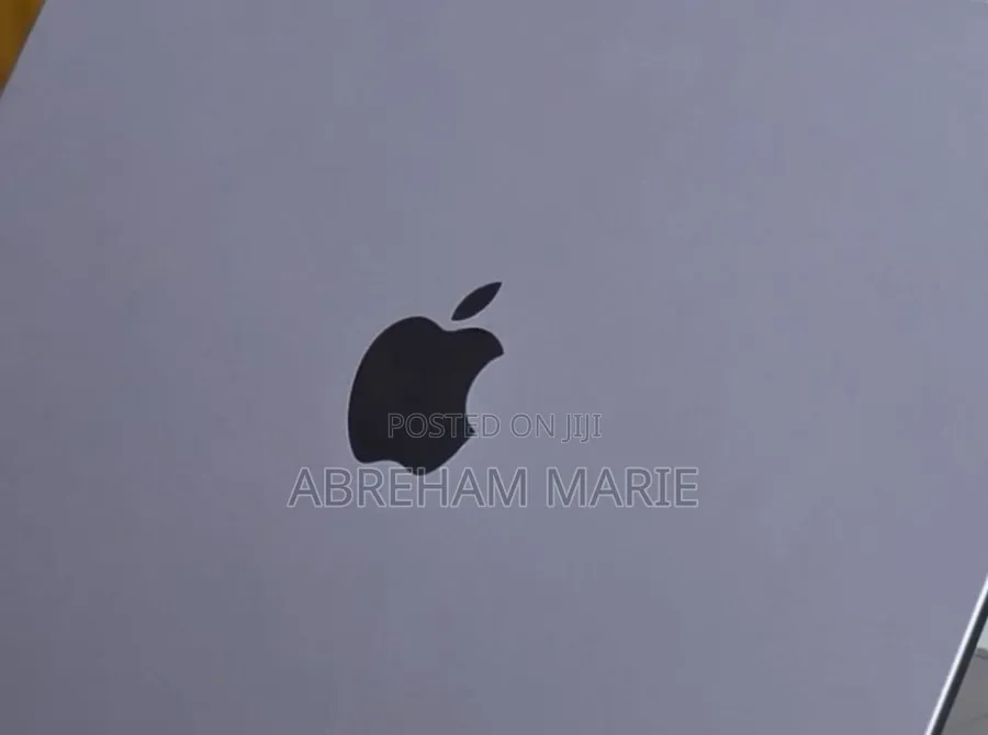 New Laptop Apple MacBook Pro 2021 M1 32GB Apple M1 Pro SSD 512GB
