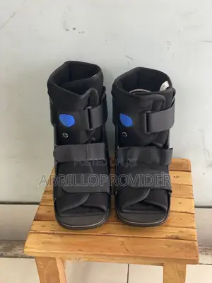 ምቹ የህክምና የእግር ማሰሪያ (Comfortable Medical Ankle Brace) Recovery)