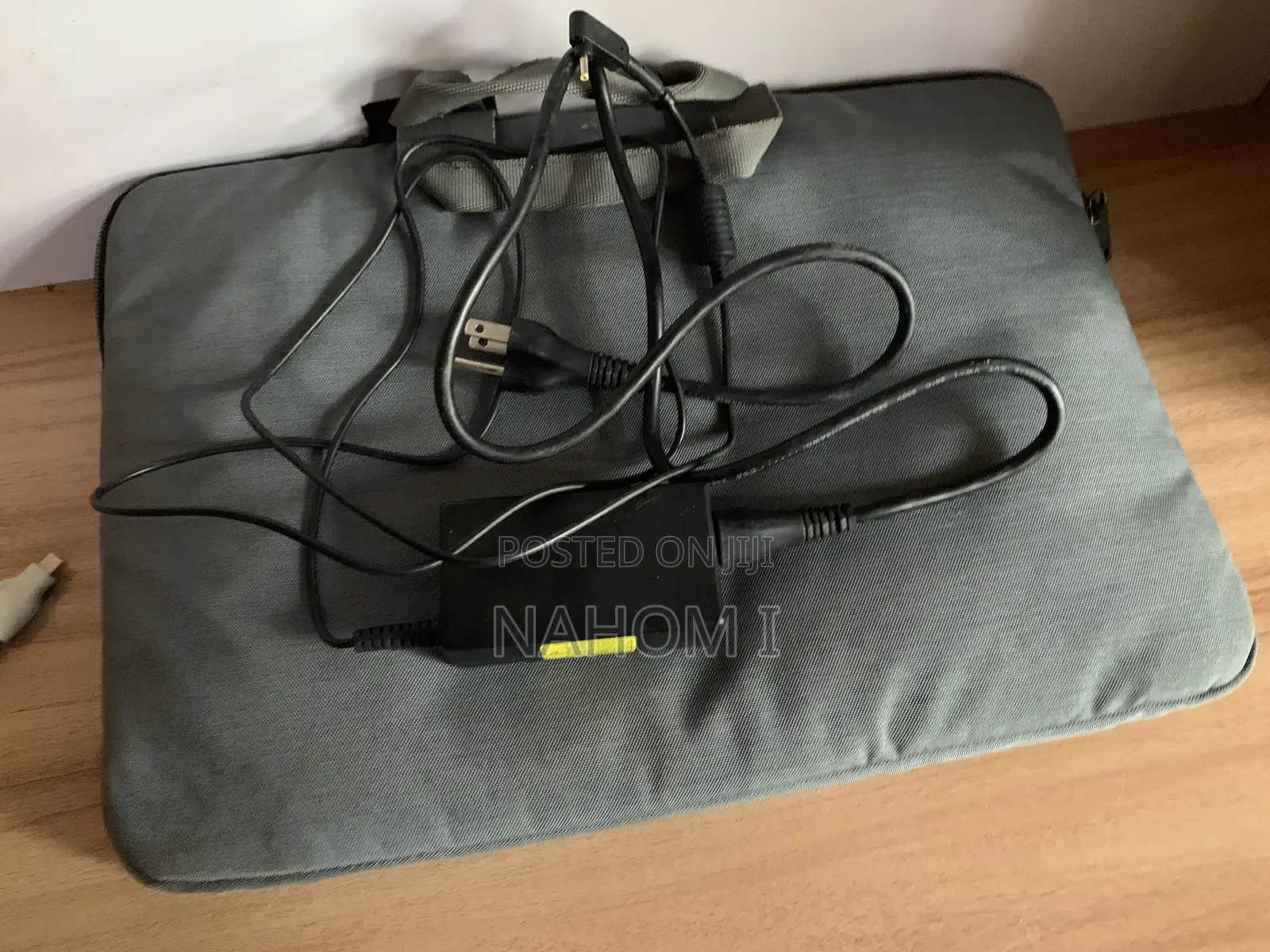 Laptop Asus A42JB 4GB AMD Ryzen HDD 500GB