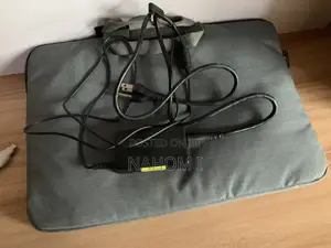 Laptop Asus A42JB 4GB AMD Ryzen HDD 500GB