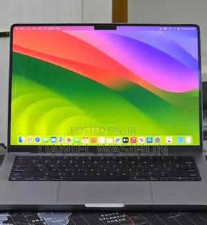 New Laptop Apple MacBook Pro 2023 M3 8GB Apple M3 Pro SSD 512GB