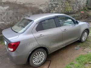 Suzuki Dzire 2022 Silver