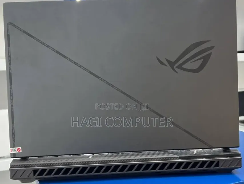 New Laptop Asus ROG Strix G16 16GB Intel Core i7 SSD 1T