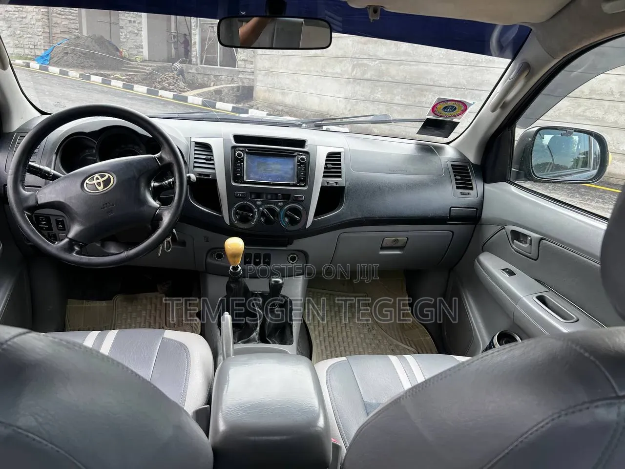 Toyota Hilux 2010 Black