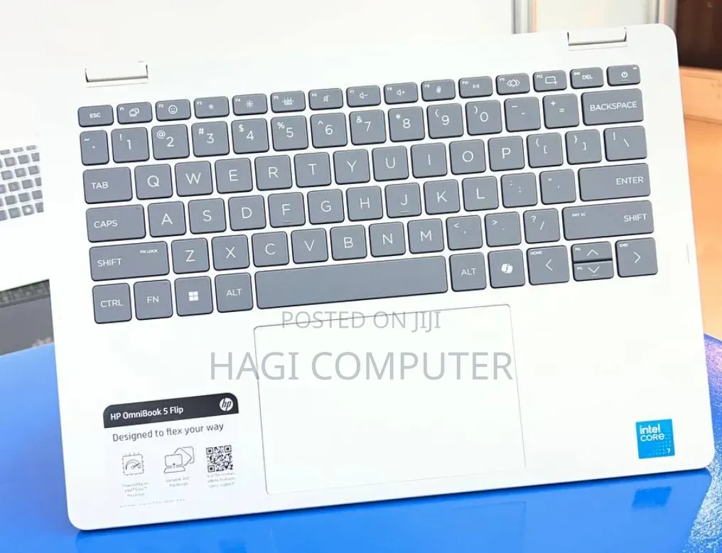 New Laptop HP OmniBook 5 Flip 16GB Intel Core i7 SSD 512GB
