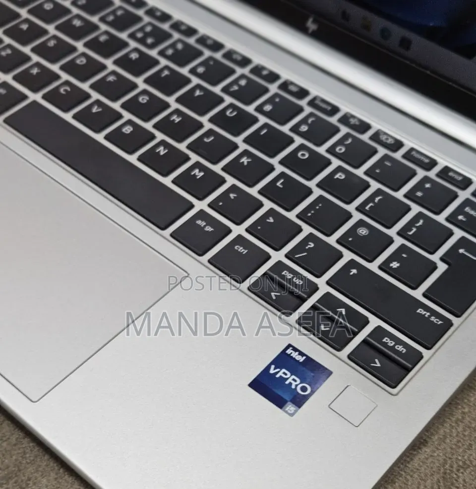 New Laptop HP EliteBook 830 16GB Intel Core i5 SSD 512GB