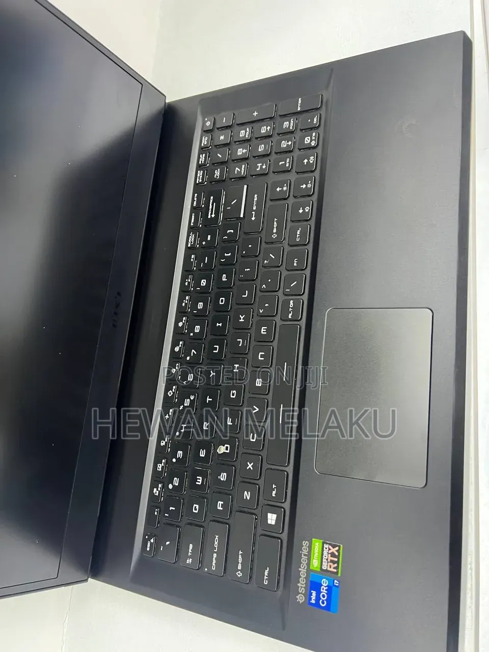 New Laptop MSI GP75 Leopard 16GB Intel Core i7 SSD 1T