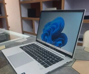 New Laptop HP EliteBook 840 G11 16GB Intel Core Ultra 7 SSD 512GB