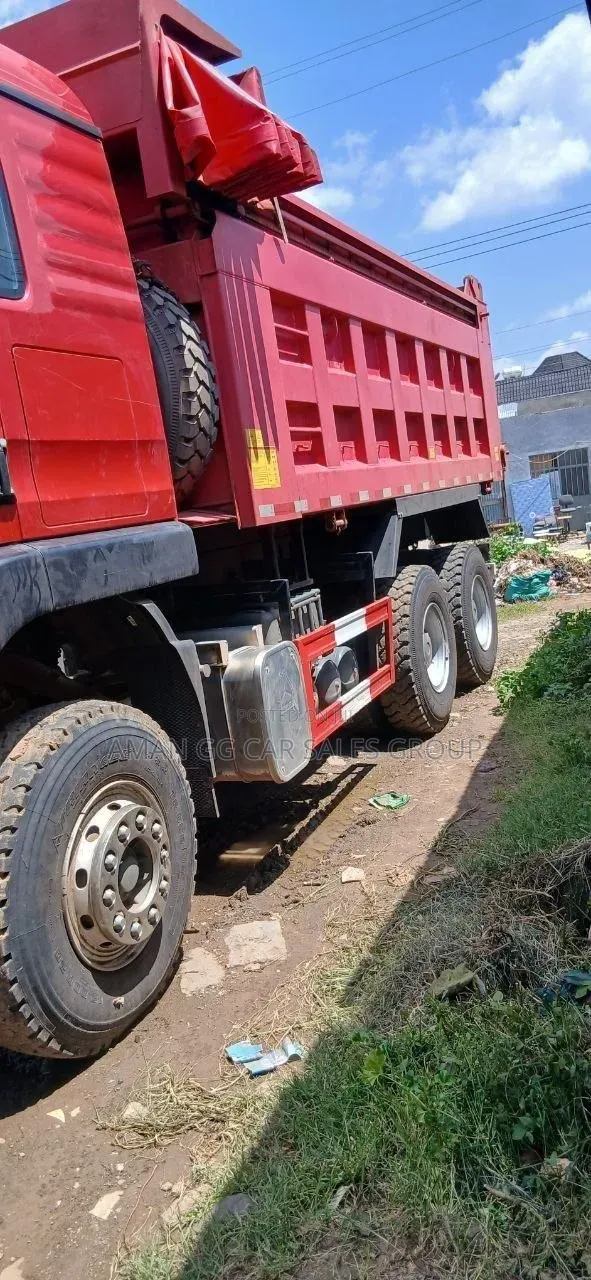 Cinotruck. 2025. Model