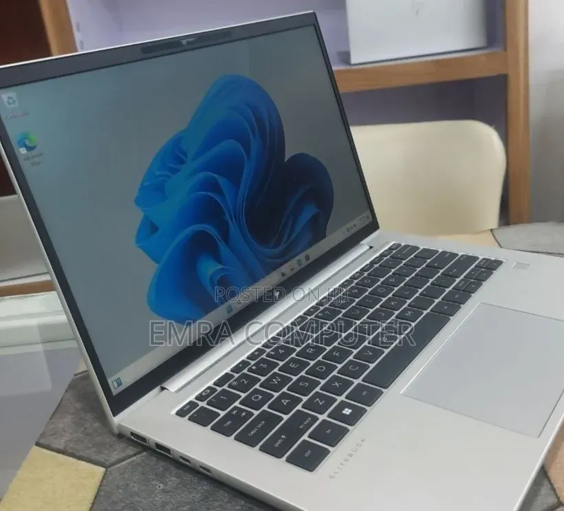 New Laptop HP EliteBook 840 G9 16GB Intel Core i7 SSD 512GB