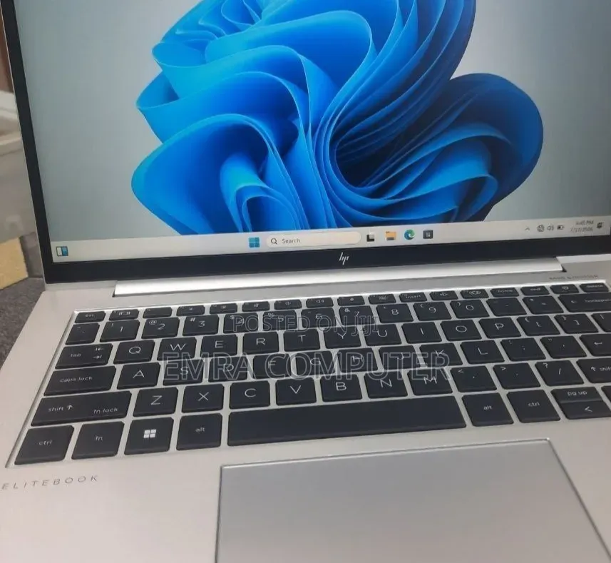 New Laptop HP EliteBook 840 G9 16GB Intel Core i7 SSD 512GB