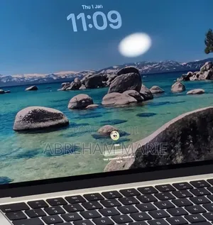 New Laptop Apple MacBook Air 2025 M4 16GB Apple M4 SSD 256GB