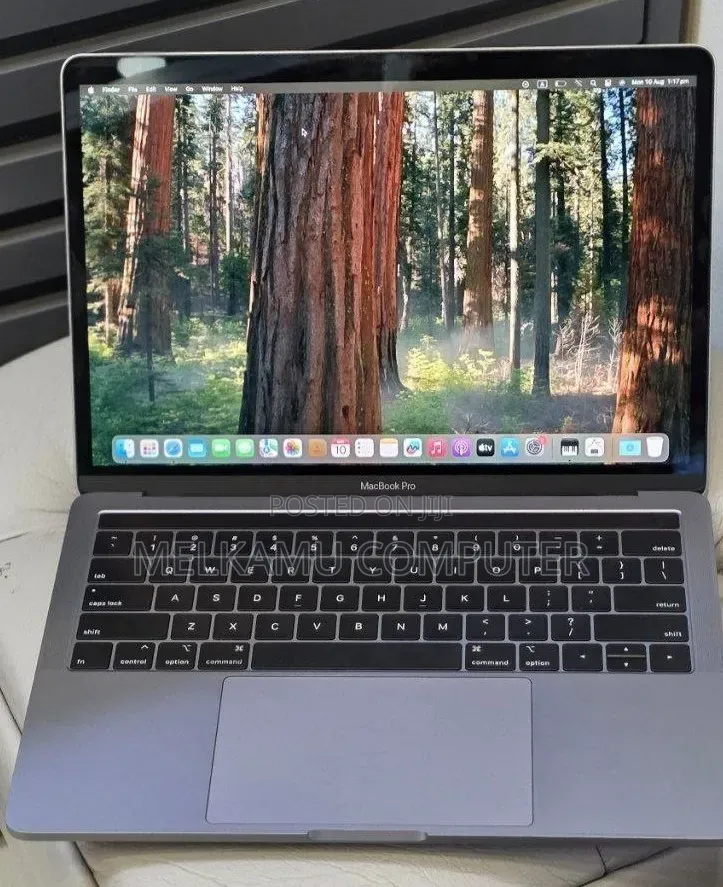 New Laptop Apple MacBook Pro 2019 16GB Intel Core i7 SSD 512GB