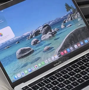 New Laptop Apple MacBook Pro 2020 32GB Intel Core i7 SSD 512GB