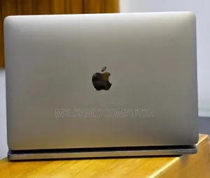New Laptop Apple MacBook Pro 2019 16GB Intel Core i5 SSD 512GB