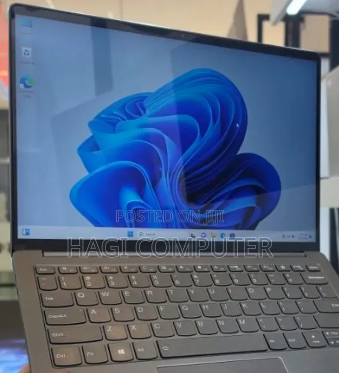New Laptop Lenovo IdeaPad 1 16GB AMD Ryzen 7 SSD 512GB