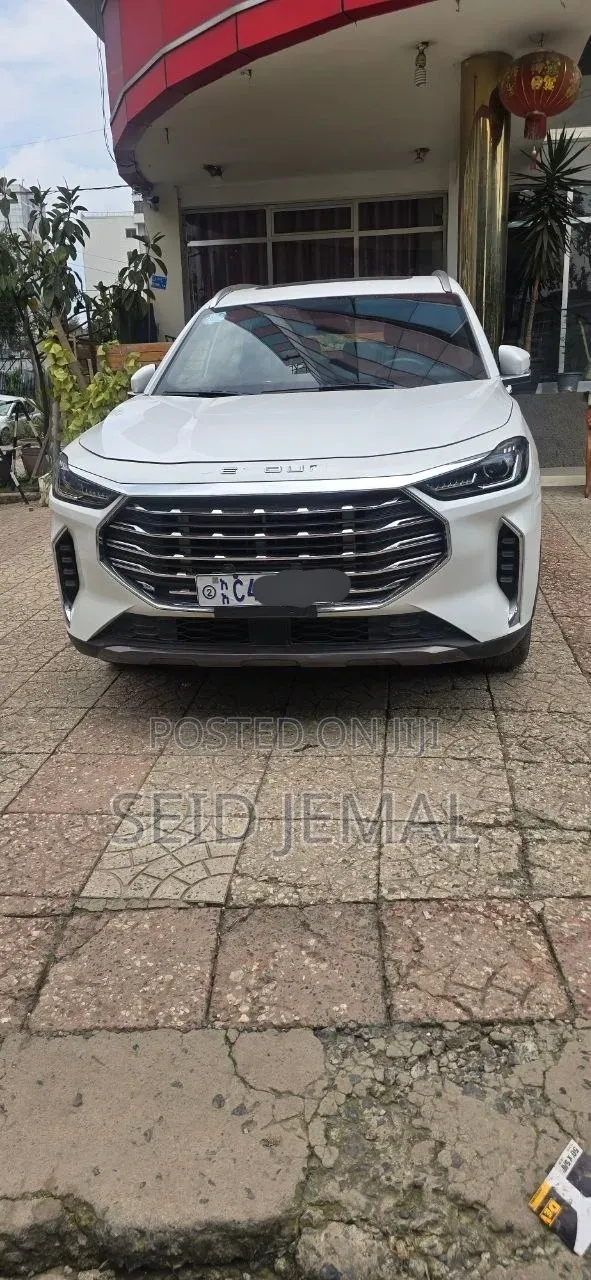 Jetour X70 Plus 2022 White