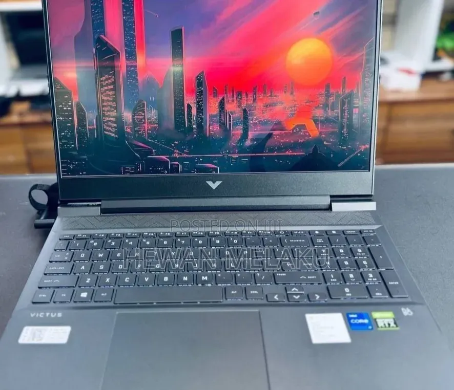 New Laptop HP Victus 15 16GB Intel Core i7 SSD 512GB