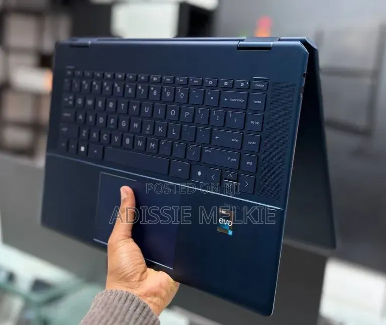 New Laptop HP Spectre X360 16GB Intel Core i7 SSD 512GB