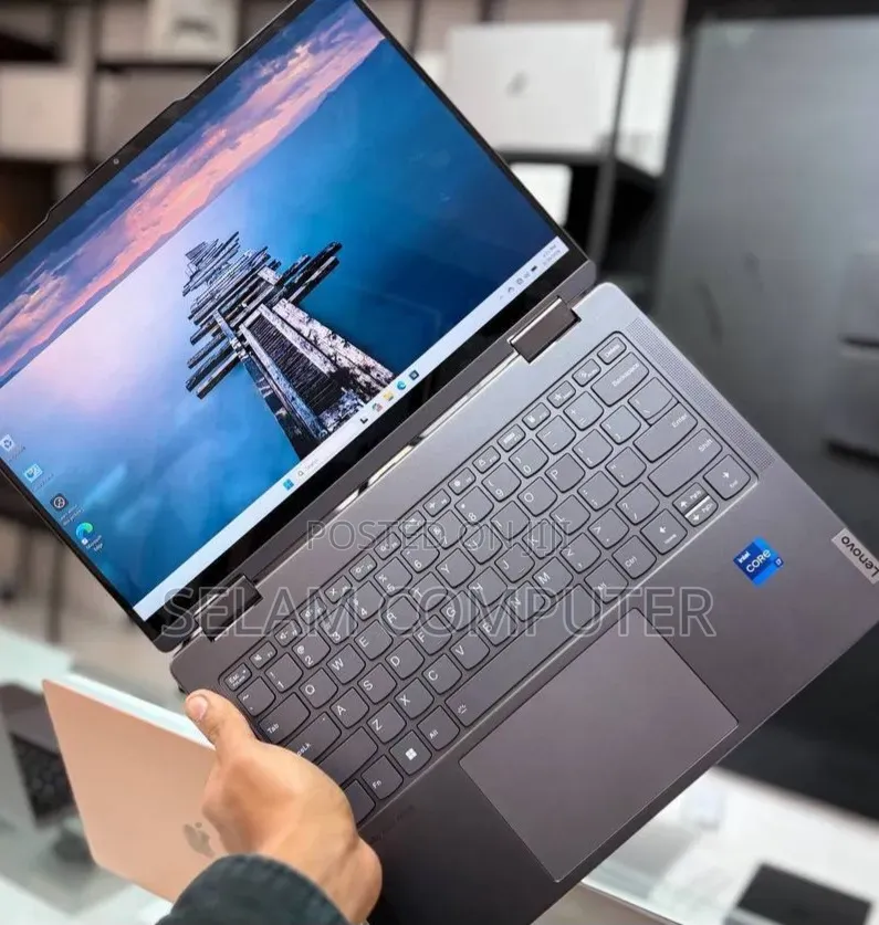 New Laptop Lenovo ThinkPad Yoga 16GB Intel Core Ultra 7 SSD 512GB