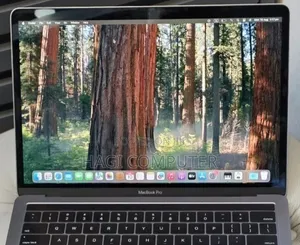 New Laptop Apple MacBook Pro 2019 16GB Intel Core i7 SSD 512GB