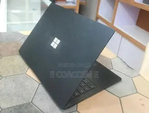 New Laptop Microsoft Surface 16GB Intel Core i7 SSD 512GB