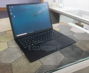 New Laptop Microsoft Surface 16GB Intel Core i7 SSD 512GB