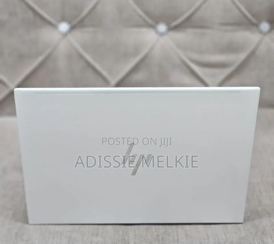 New Laptop HP EliteBook 830 G9 16GB Intel Core i5 SSD 512GB