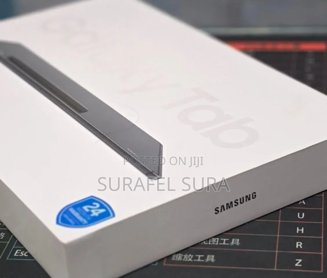 New Laptop Samsung Galaxy Book6 Ultra 12GB Intel Core Ultra 9 SSD 256GB