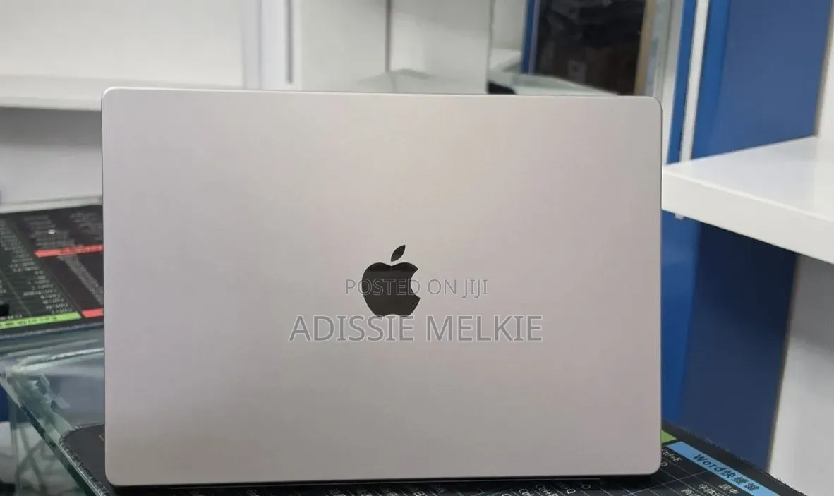 New Laptop Apple MacBook Pro 2021 M1 16GB Apple M1 Pro SSD 512GB