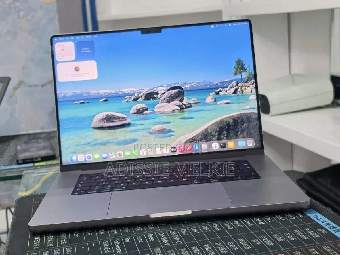 New Laptop Apple MacBook Pro 2021 M1 16GB Apple M1 Pro SSD 512GB