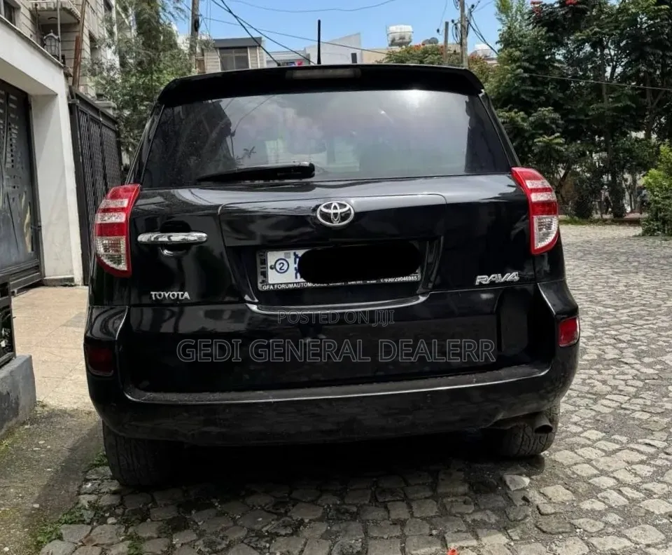 Toyota RAV4 2011 Black