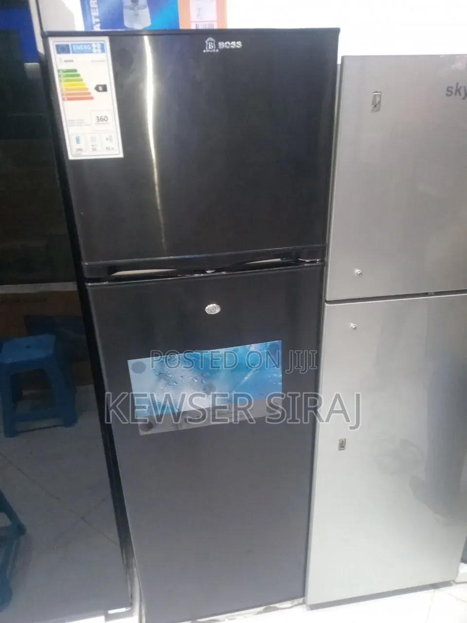 BOSS 370 Liter Refrigerator