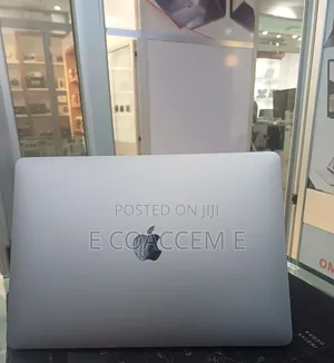 New Laptop Apple MacBook 8GB Apple M1 SSD 256GB