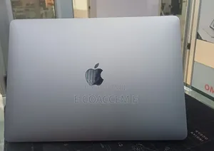 New Laptop Apple MacBook 8GB Apple M1 SSD 256GB