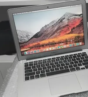 New Laptop Apple MacBook Air 2017 8GB Intel Core i5 SSD 128GB
