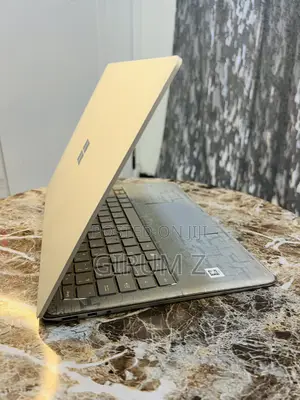 Laptop Microsoft Surface 8GB Intel Core i5 SSD 256GB