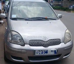 Toyota Yaris 2004