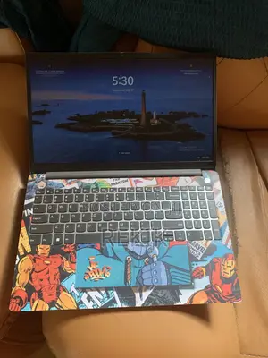 Laptop Lenovo IdeaPad 1 8GB Intel Core i5 SSD 256GB