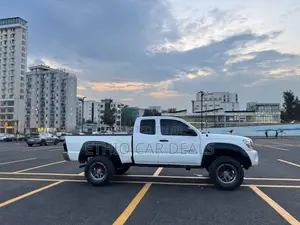 Toyota Tacoma 2012 White