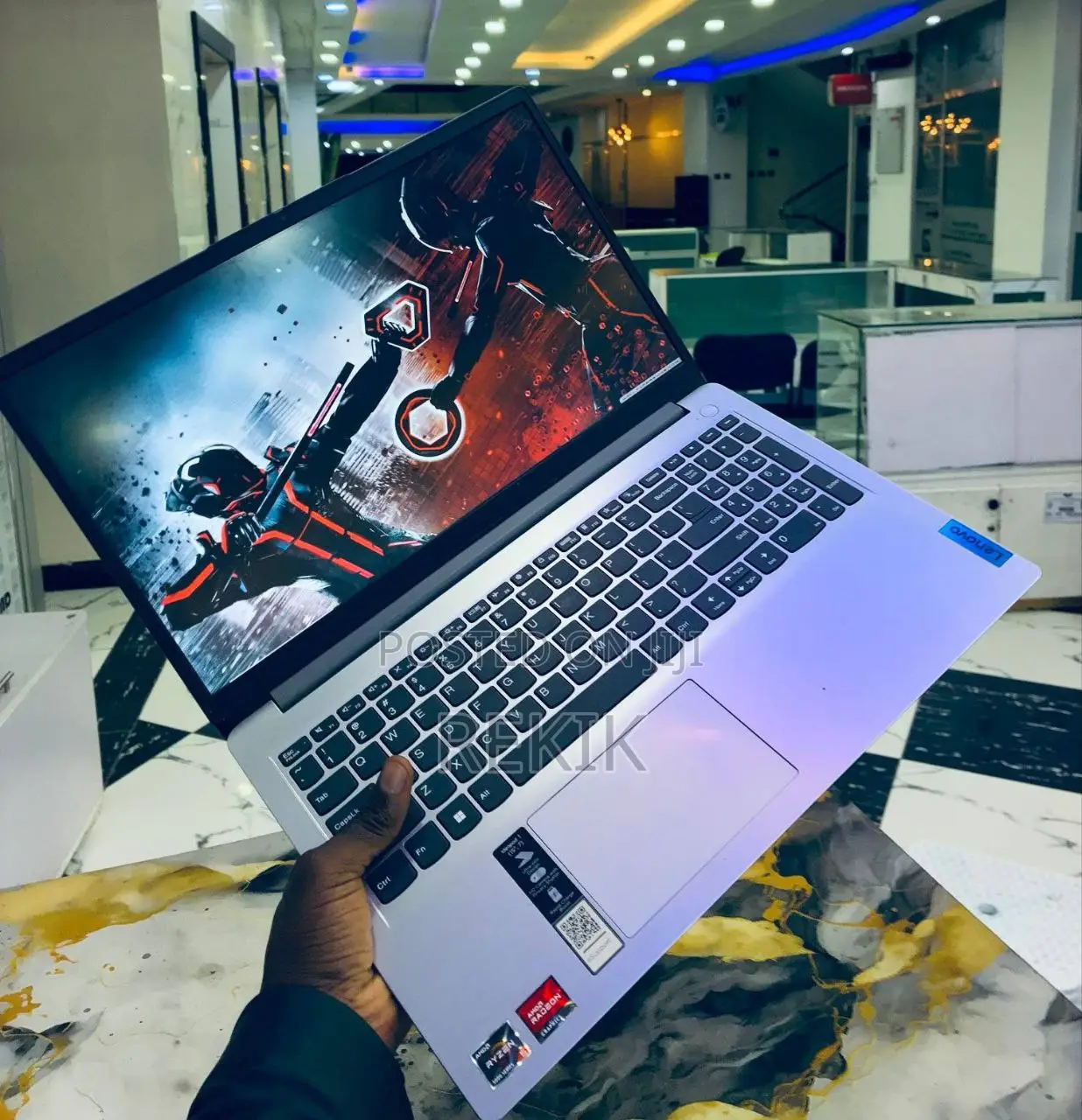 Laptop Lenovo IdeaPad 1 8GB Intel Core i5 SSD 256GB