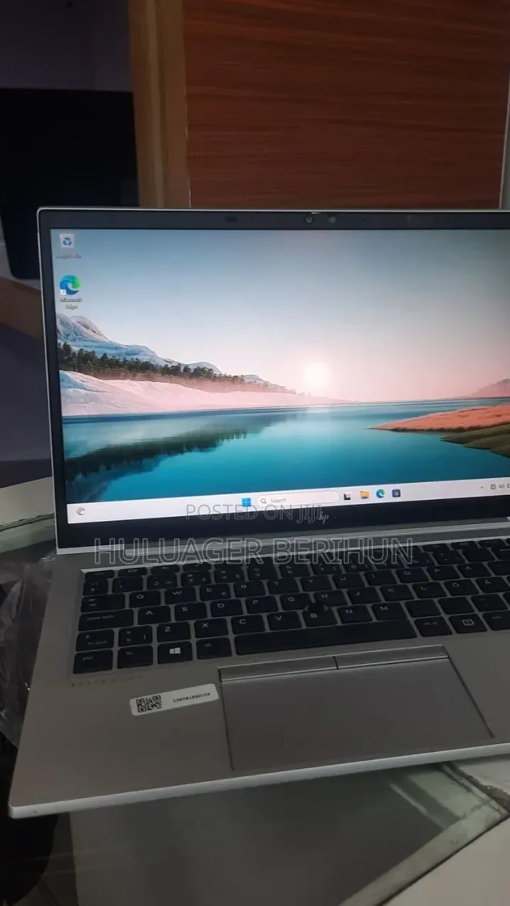 New Laptop HP EliteBook 840 G8 16GB Intel Core i7 SSD 512GB