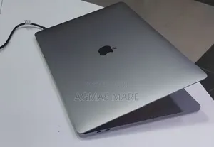 New Laptop Apple MacBook Pro 2017 16GB Intel Core i7 SSD 512GB