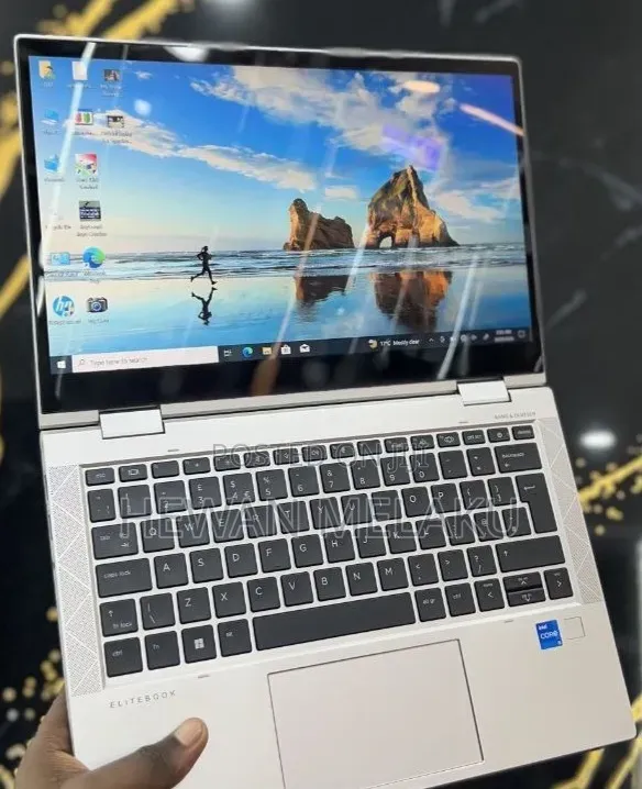 New Laptop HP EliteBook 830 G8 16GB Intel Core i5 SSD 512GB