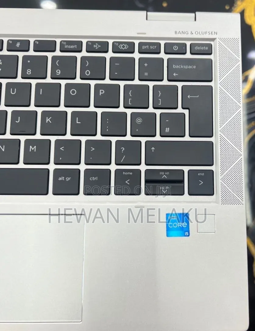 New Laptop HP EliteBook 830 G8 16GB Intel Core i5 SSD 512GB