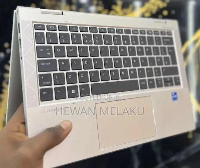 New Laptop HP EliteBook 830 G8 16GB Intel Core i5 SSD 512GB