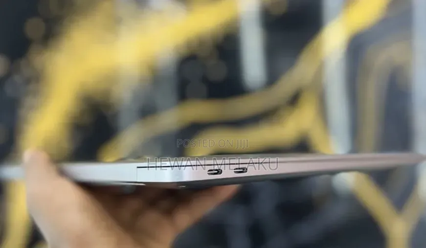 New Laptop Apple MacBook Air 2020 M1 16GB Apple M1 SSD 256GB